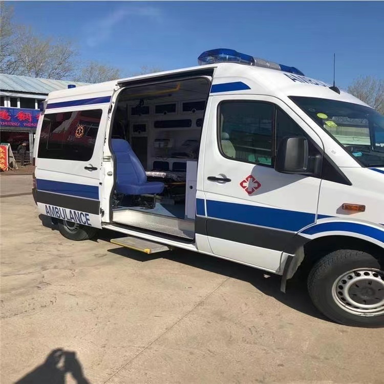 云龙私人长途救护车出租转院回家