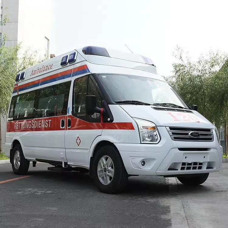 云龙行动不便者长途救护车租赁:安全转运的核心注意事项